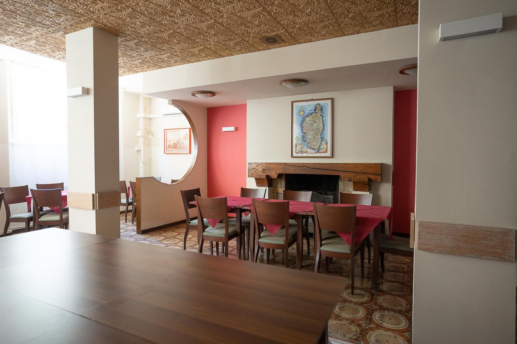 Hotel Napoleon Pontremoli Exterior photo